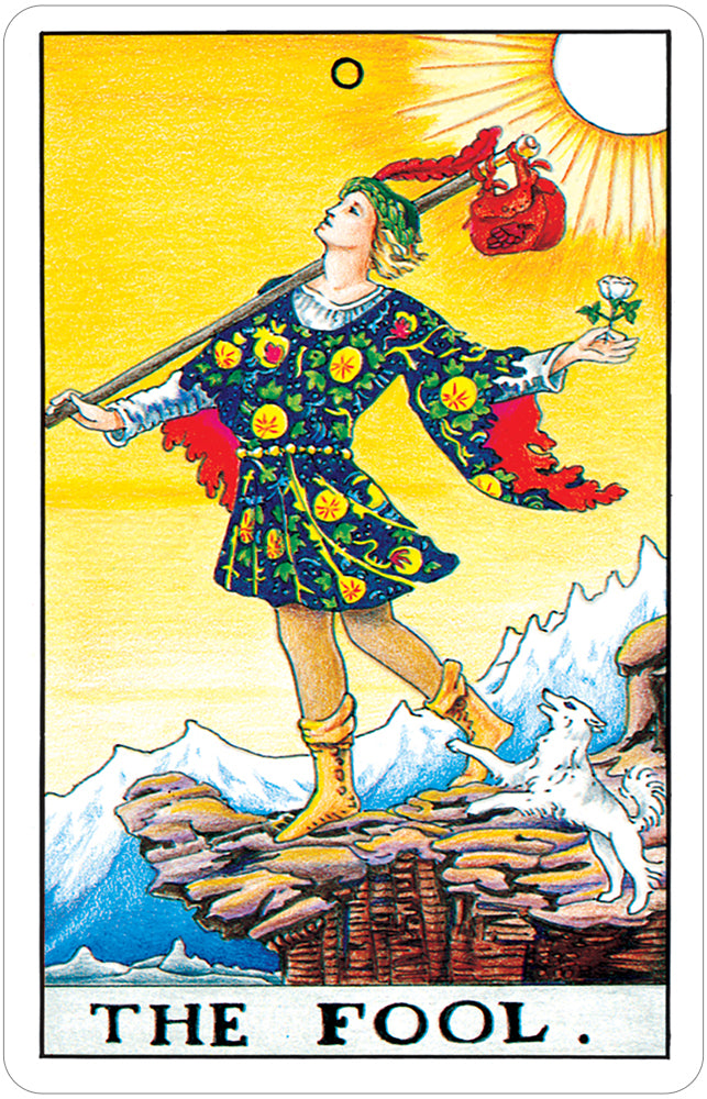 UNIVERSAL WAITE TAROT – POCKET EDITION: kompaktiška klasikinės taro kortų kaladės versija metalinėje dėžutėje