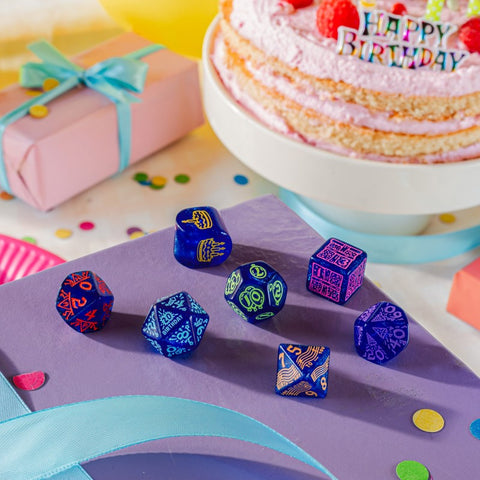 Happy Birthday kauliukų rinkinys - Streamers Q-WORKSHOP