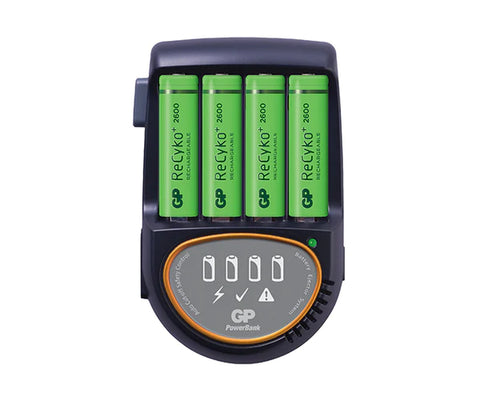 GP Charger PB50 (su 4 x AAA + mašinos adapteris) Baterijų įkroviklis