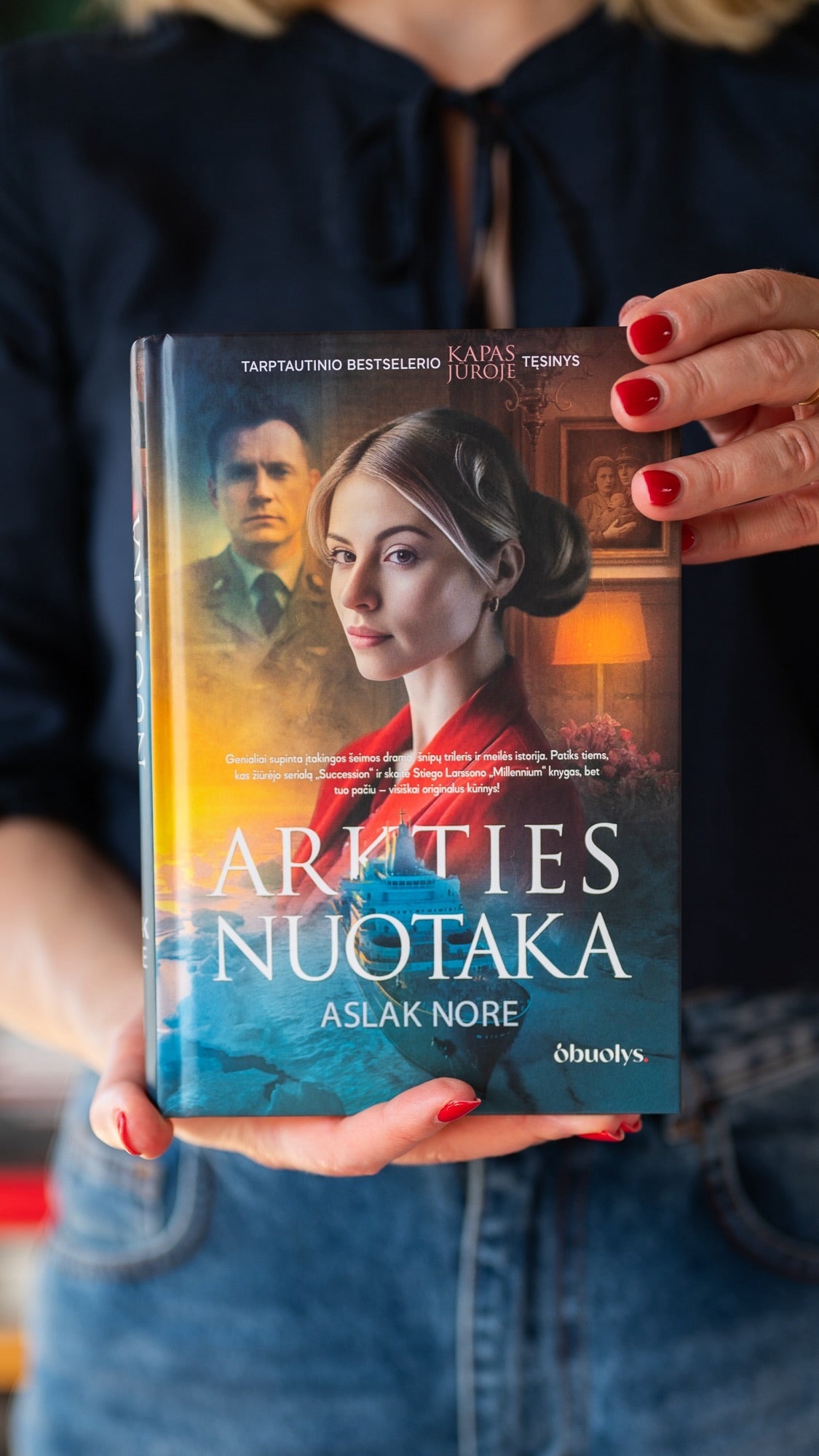 ARKTIES NUOTAKA: tarptautinio bestselerio KAPAS JŪROJE tęsinys! - OBUOLYS