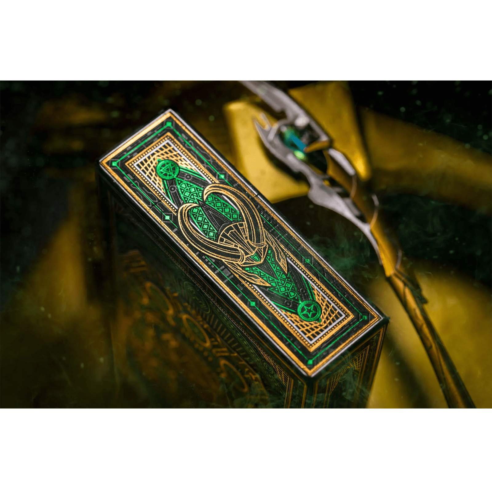 Avengers Loki žaidimo kortos Difatta - OBUOLYS