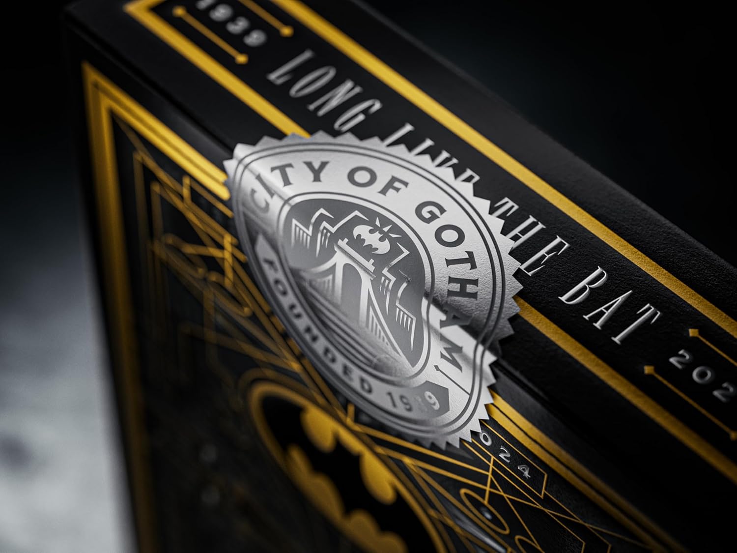 Batman 85th Anniversary žaidimo kortos Theory11 - OBUOLYS