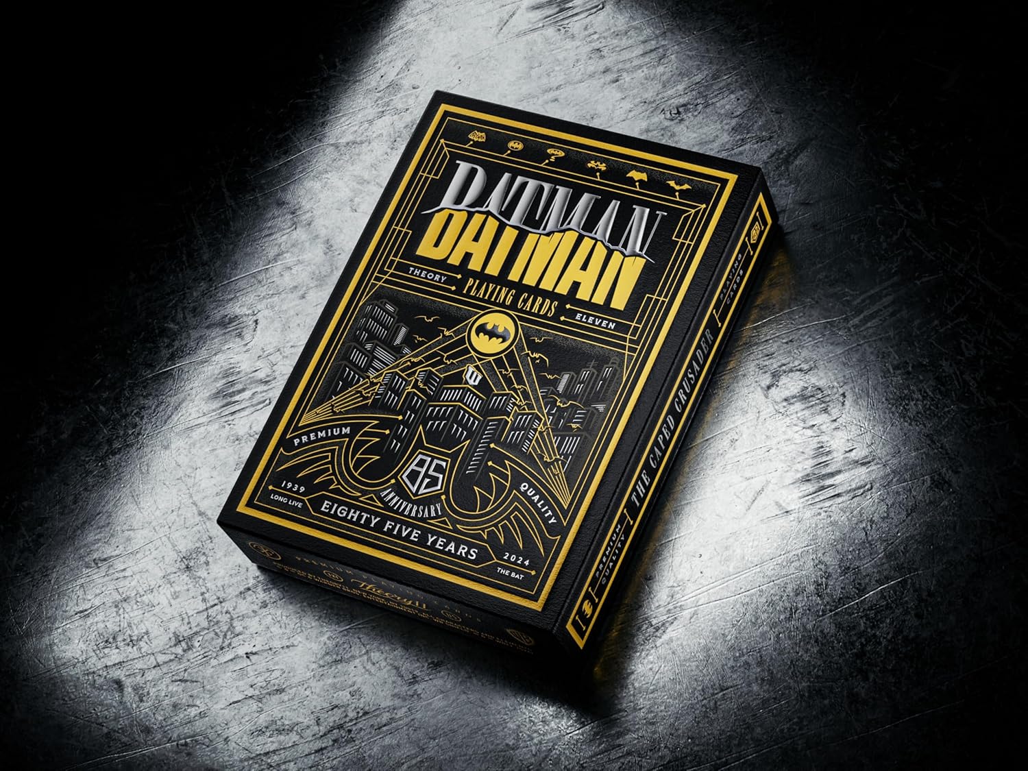 Batman 85th Anniversary žaidimo kortos Theory11 - OBUOLYS
