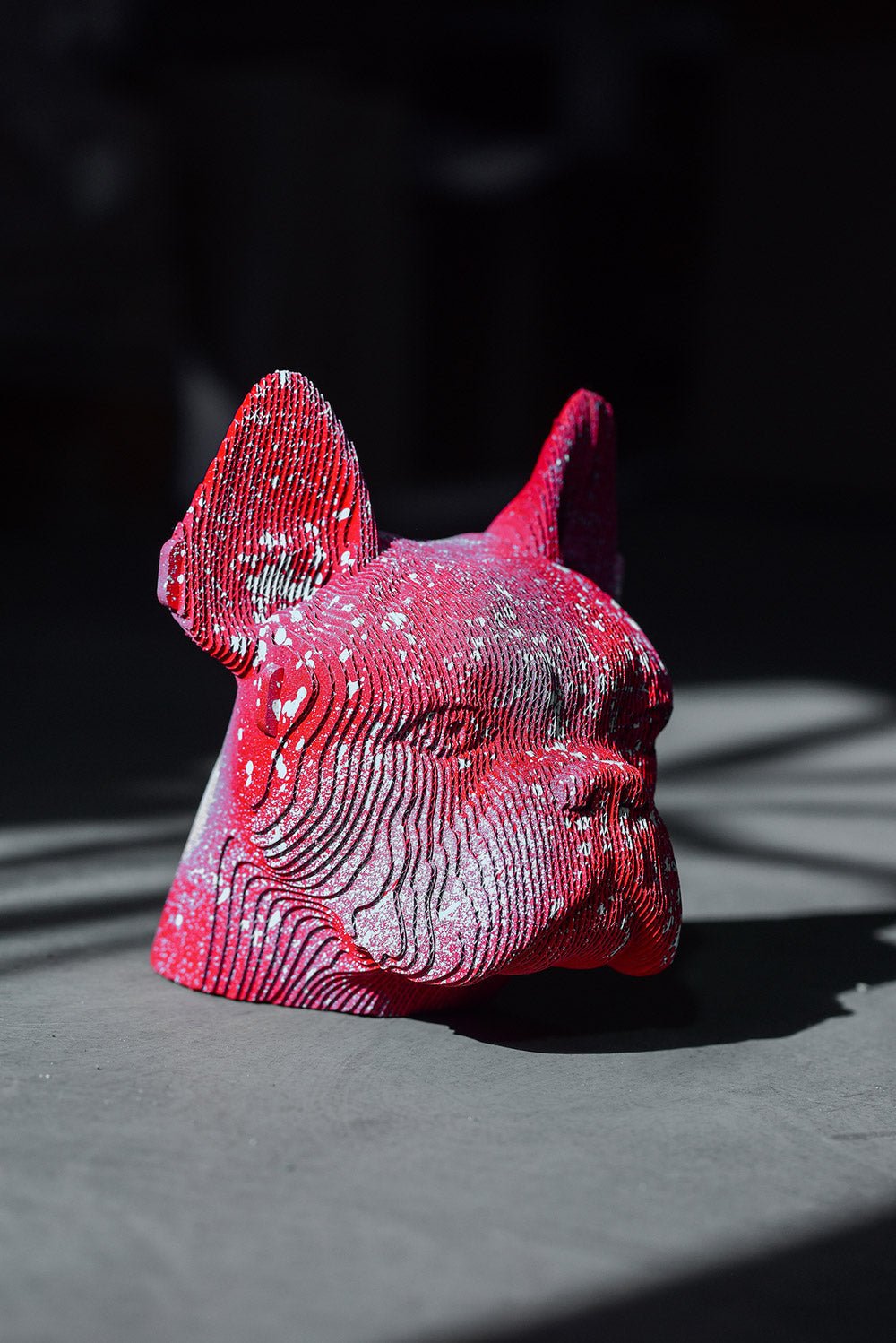 BULDOGAS: surenkama 3D dėlionė - skulptūra - OBUOLYS