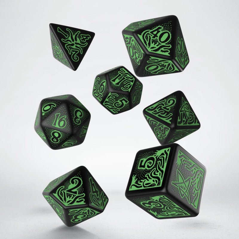 Call Of Cthulhu 7th Edition kauliukų rinkinys juodos ir žalios sp - OBUOLYS