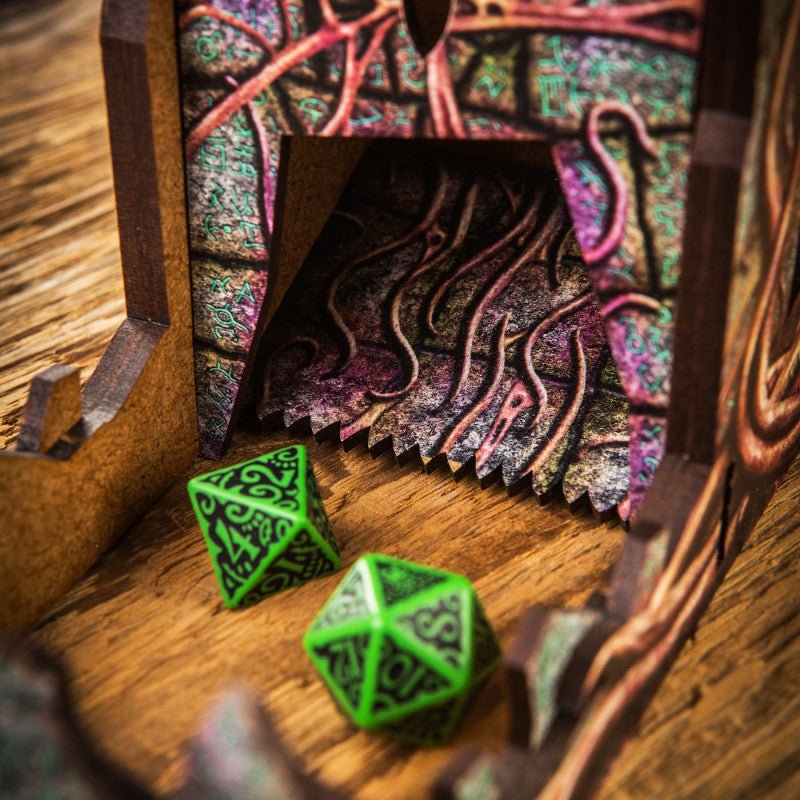 Call of Cthulhu Color kauliukų bokštas - OBUOLYS