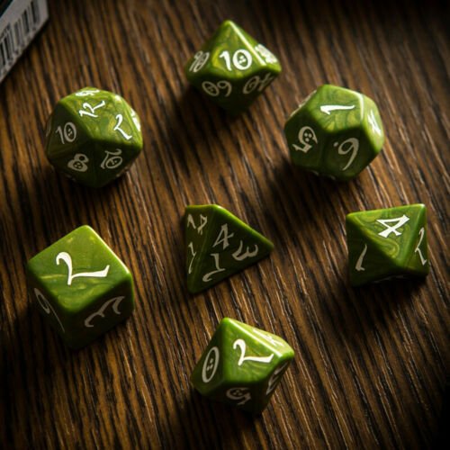 Classic RPG kauliukų rinkinys alyvuogių žalsvumo ir baltos sp - OBUOLYS
