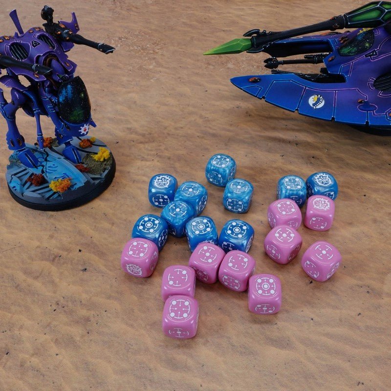 Crosshairs Compact D6 RPG kauliukų rinkinys (mėlynos ir rožinės sp.) - OBUOLYS