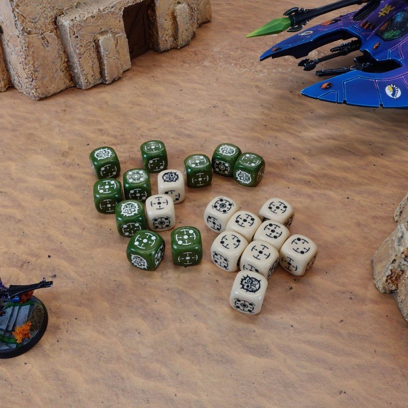 Crosshairs Compact D6 RPG kauliukų rinkinys (smėlio ir alyvuogių sp.) - OBUOLYS