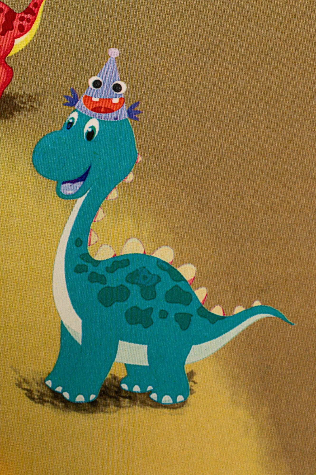 DINOZAURIUKAI SVEIKINA SU GIMTADIENIU: išskirtinio grožio 3D pop - up atvirukas + vokas - OBUOLYS