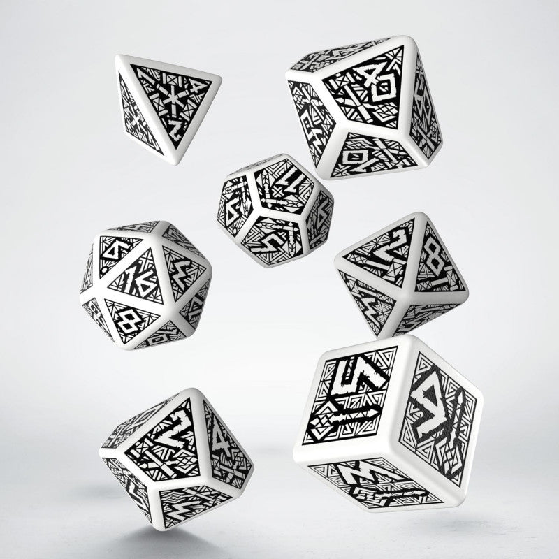 Dwarven kauliukų rinkinys baltos ir juodos spalvos - OBUOLYS