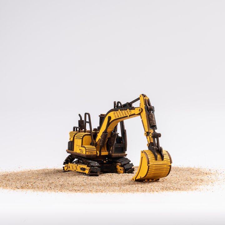 EKSKAVATORIUS: 3D medinė dėlionė mechanikos entuziastams - OBUOLYS