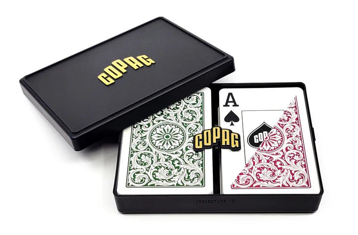 Elite Bridge Jumbo index žaidimo kortos dviguba kaladė (bordo ir žalios) Copag - OBUOLYS
