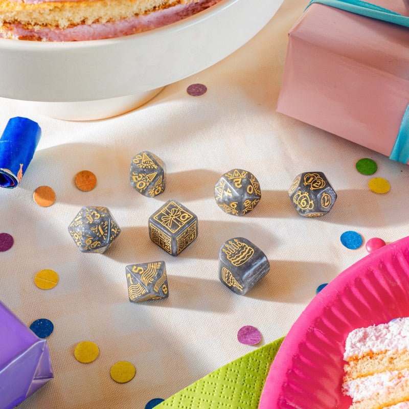 Happy Birthday kauliukų rinkinys - Confetti Q - WORKSHOP - OBUOLYS