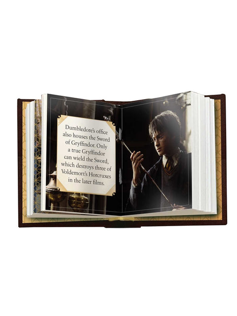 Harry Potter: Hogwarts (maža knygelė) Insight Editions - OBUOLYS