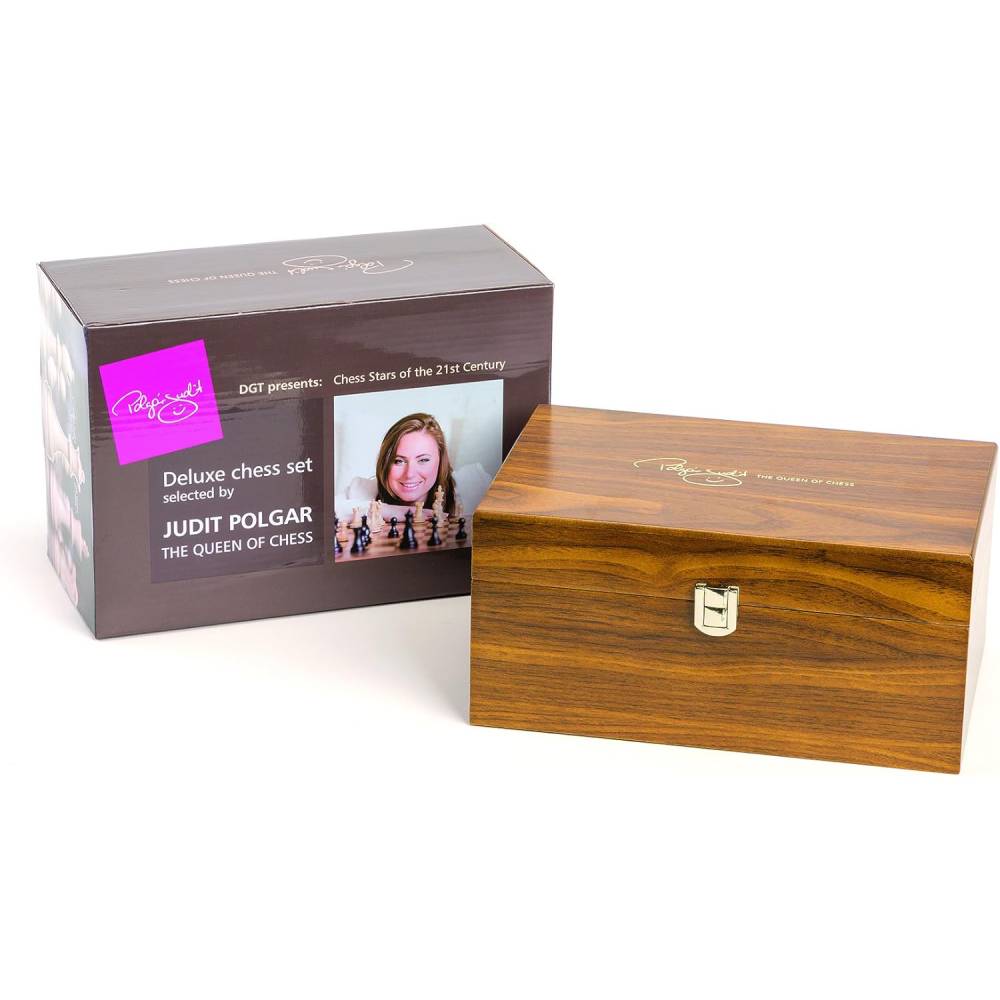 JUDIT POLGAR DELUXE ŠACHMATŲ RINKINYS: medinės figūros dėžutėje - OBUOLYS
