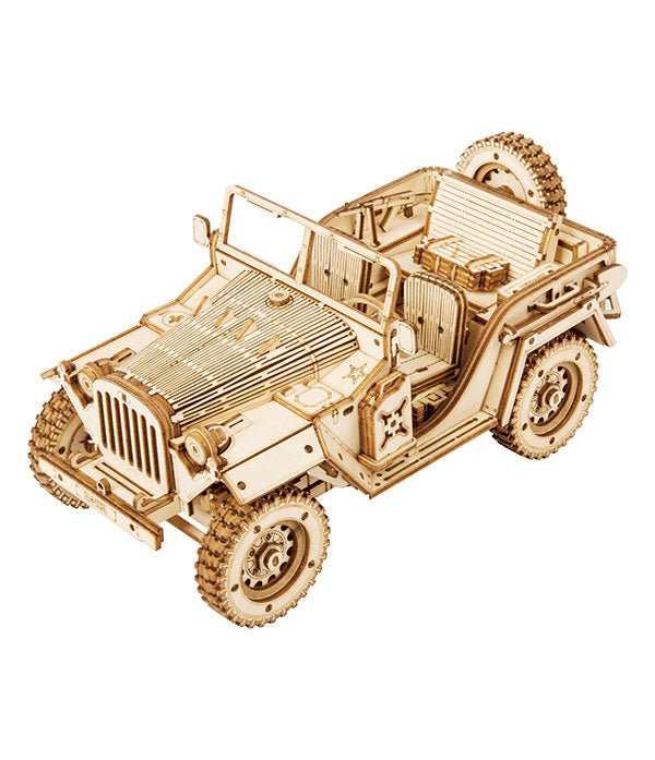 KARINIS AUTOMOBILIS: 3D medinė dėlionė mechanikos entuziastams - OBUOLYS
