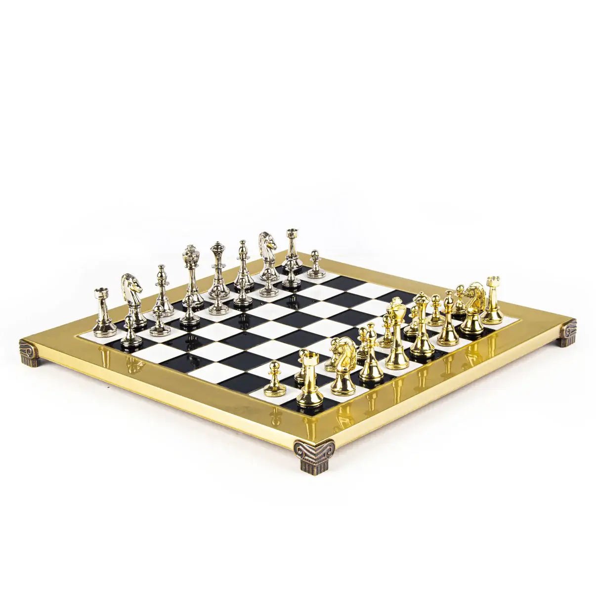 KLASIKINIS STAUNTONO ŠACHMATŲ RINKINYS: metalas, juodai balta, 36x36 cm dydis + dėžė + galimybė personalizuoti - OBUOLYS