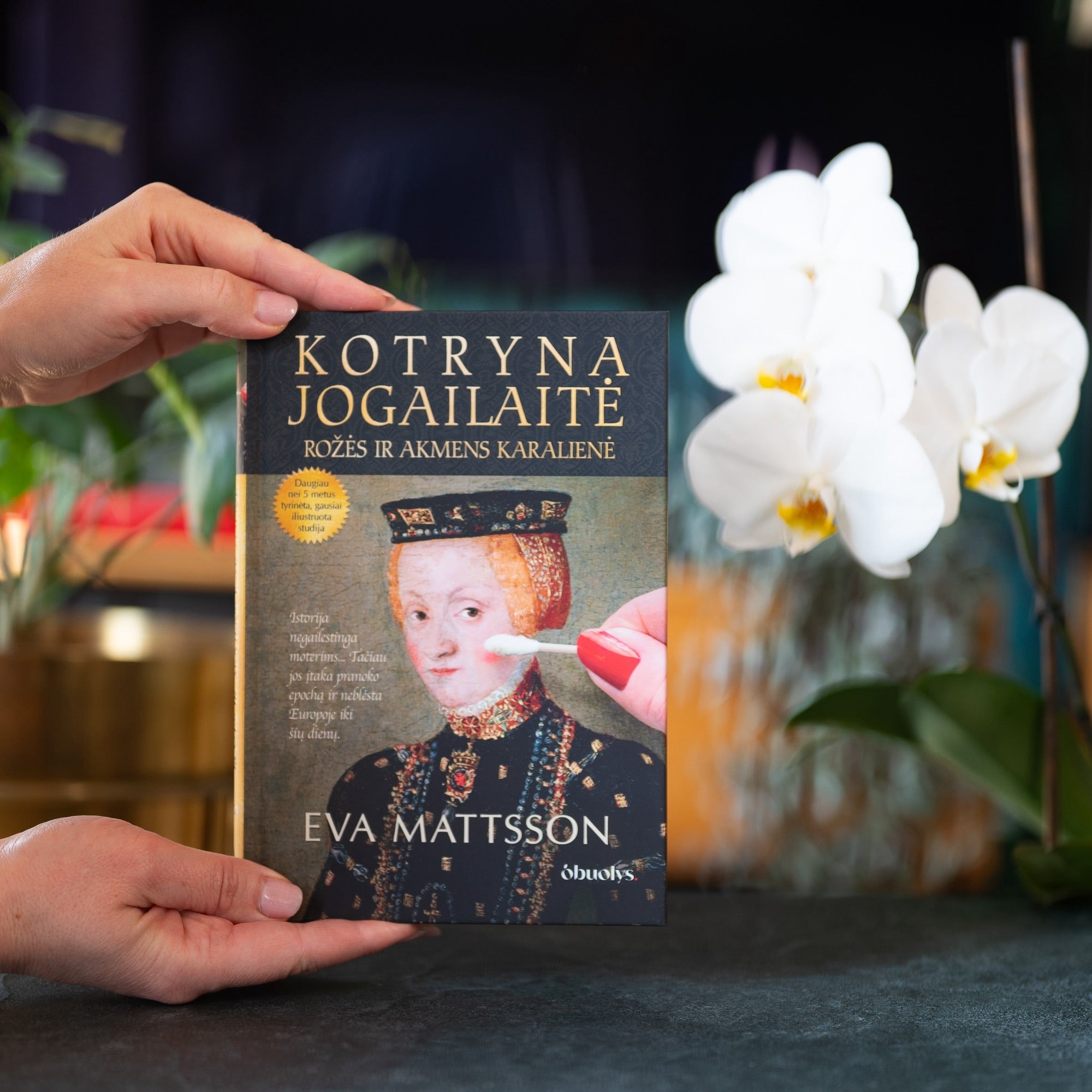 KOTRYNA JOGAILAITĖ (Knygos su defektais) - OBUOLYS