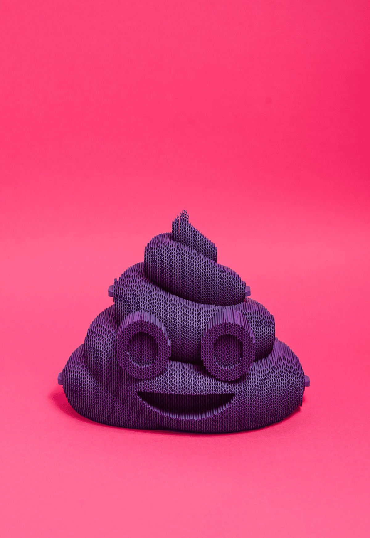 LINKSMIAUSIAS KAKUTIS PASAULYJE: surenkama 3D dėlionė - skulptūra - OBUOLYS