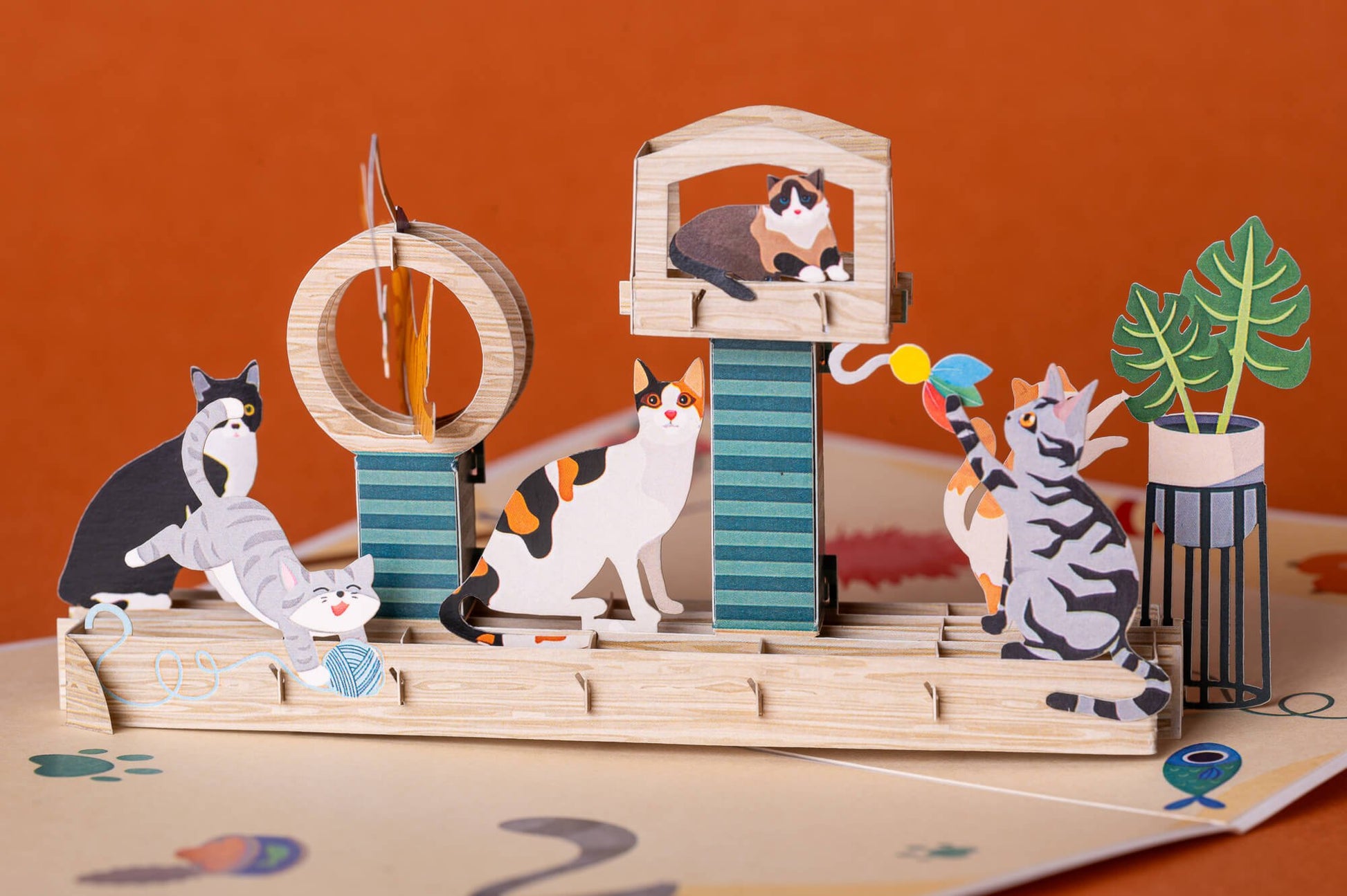LINKSMIEJI KAČIUKAI: išskirtinio grožio 3D pop - up atvirukas + vokas - OBUOLYS