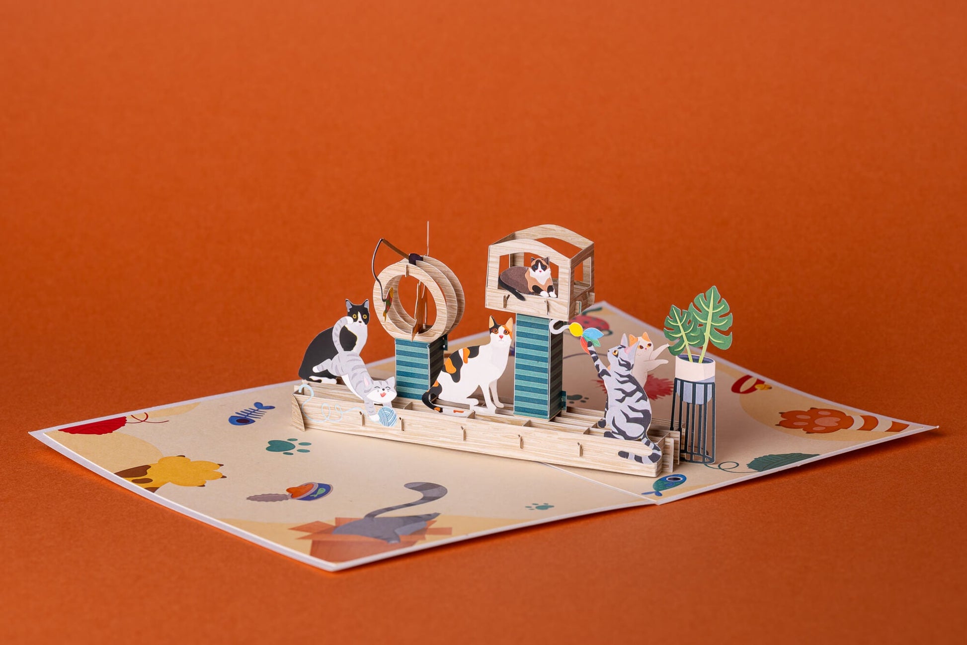 LINKSMIEJI KAČIUKAI: išskirtinio grožio 3D pop - up atvirukas + vokas - OBUOLYS