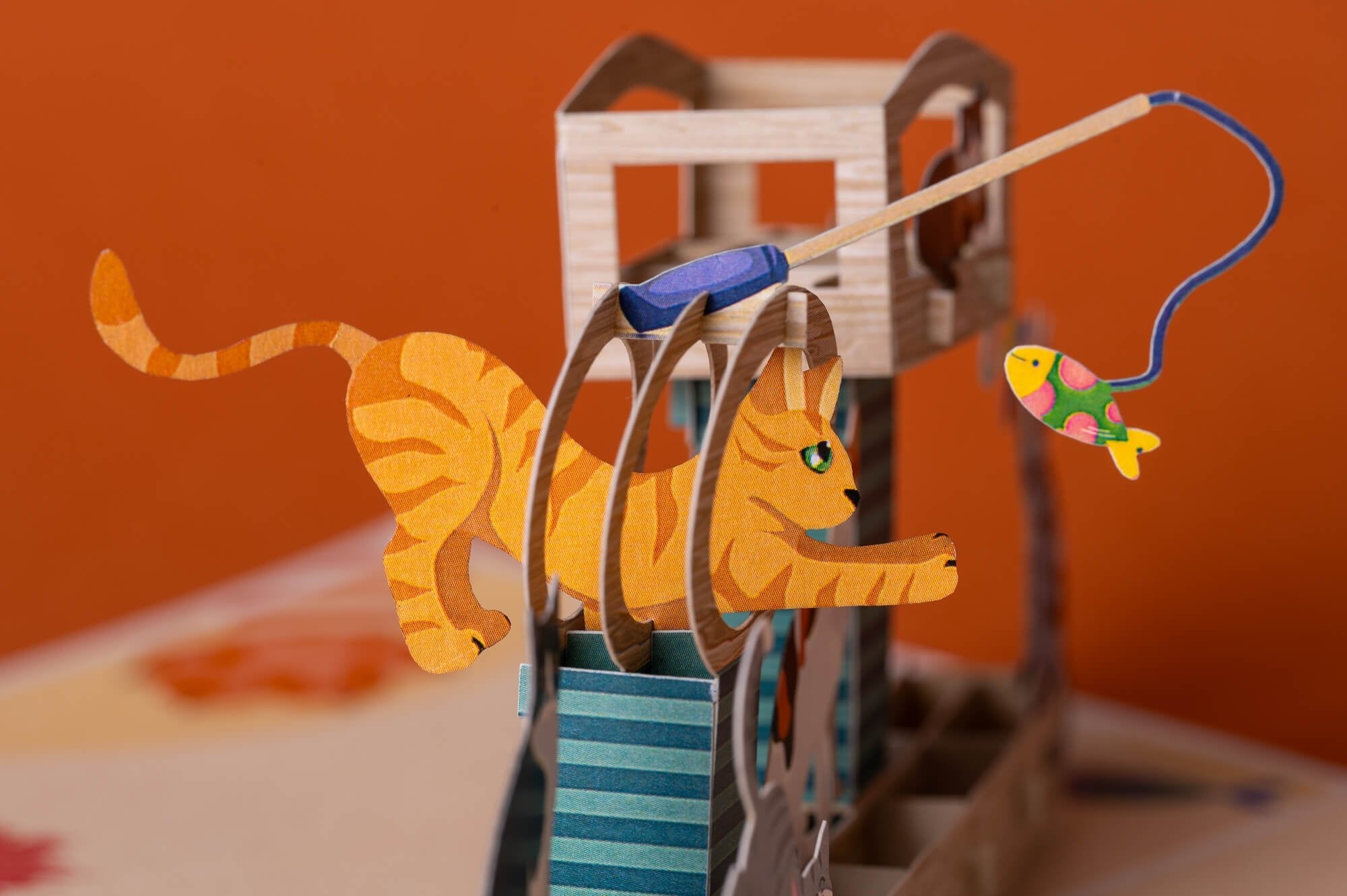 LINKSMIEJI KAČIUKAI: išskirtinio grožio 3D pop - up atvirukas + vokas - OBUOLYS