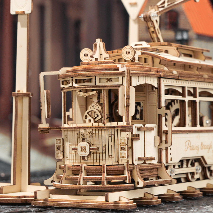 MIESTO TRAMVAJUS: 3D medinė dėlionė mechanikos entuziastams - OBUOLYS