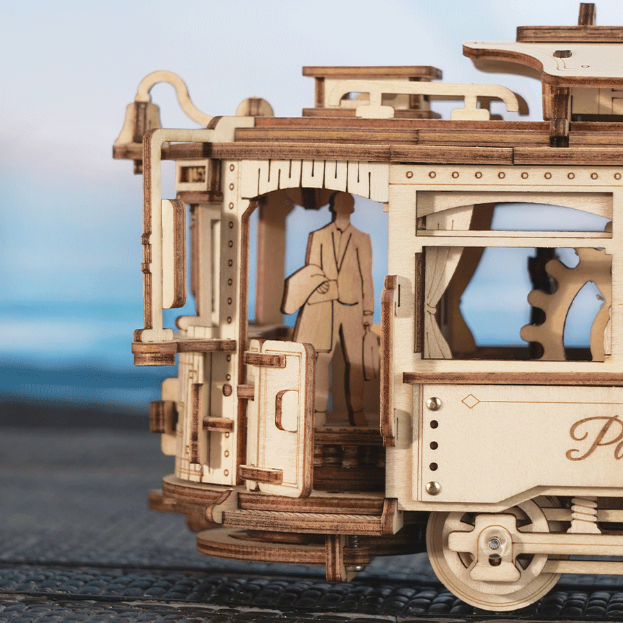 MIESTO TRAMVAJUS: 3D medinė dėlionė mechanikos entuziastams - OBUOLYS