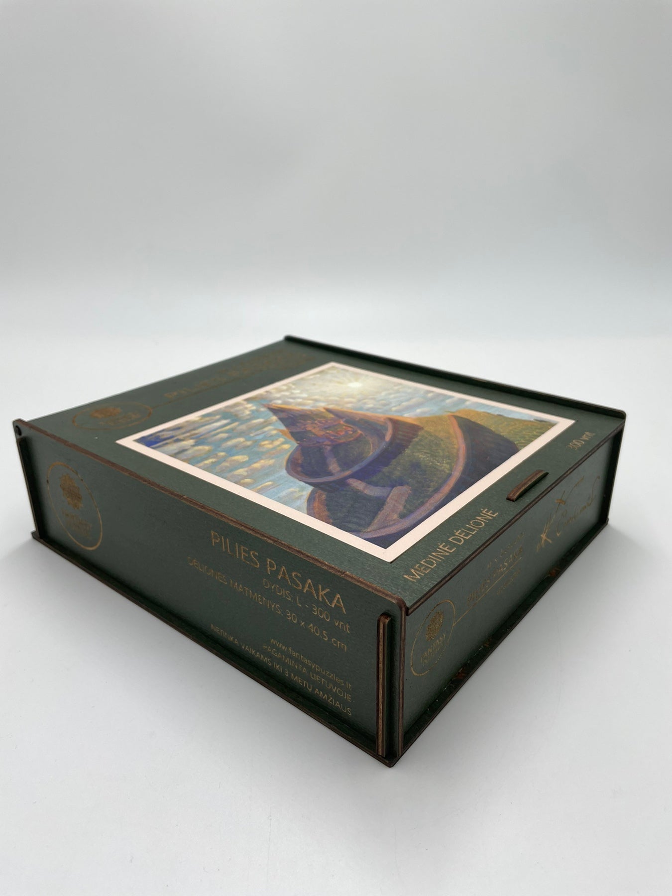 M.K. Čiurlionis Pilies pasaka Dėlionė Medinė M Dydis (150 detalių) Fantasy Puzzles - OBUOLYS