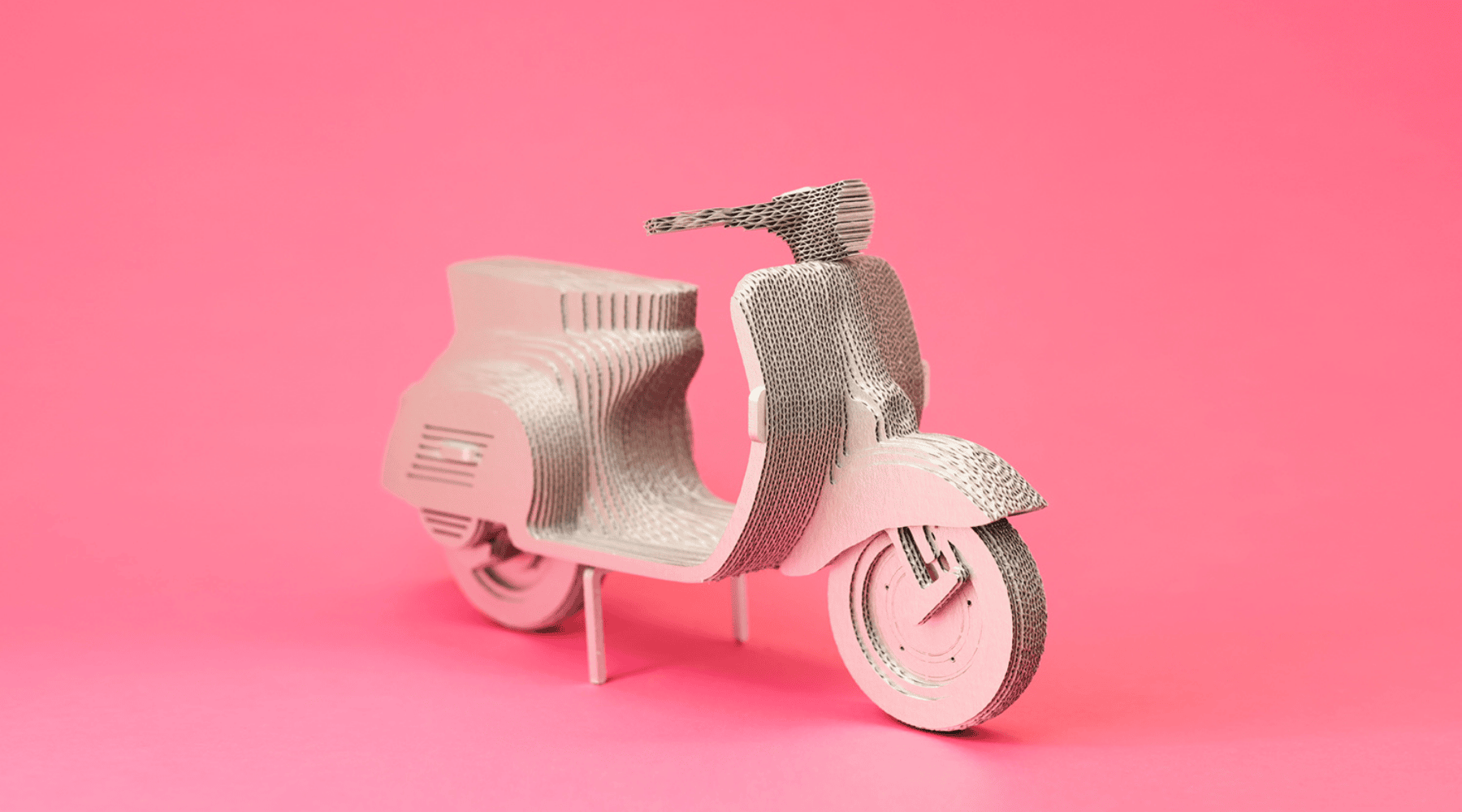 MOTOROLERIS: surenkama 3D dėlionė - skulptūra - OBUOLYS