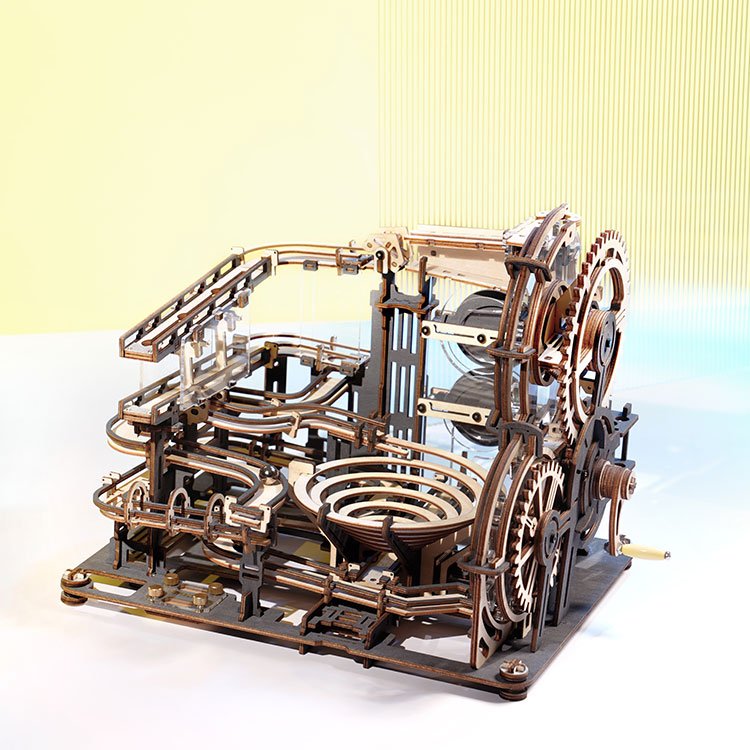 NAKTINIO MIESTO LABIRINTAS: 3D medinė dėlionė mechanikos entuziastams - OBUOLYS