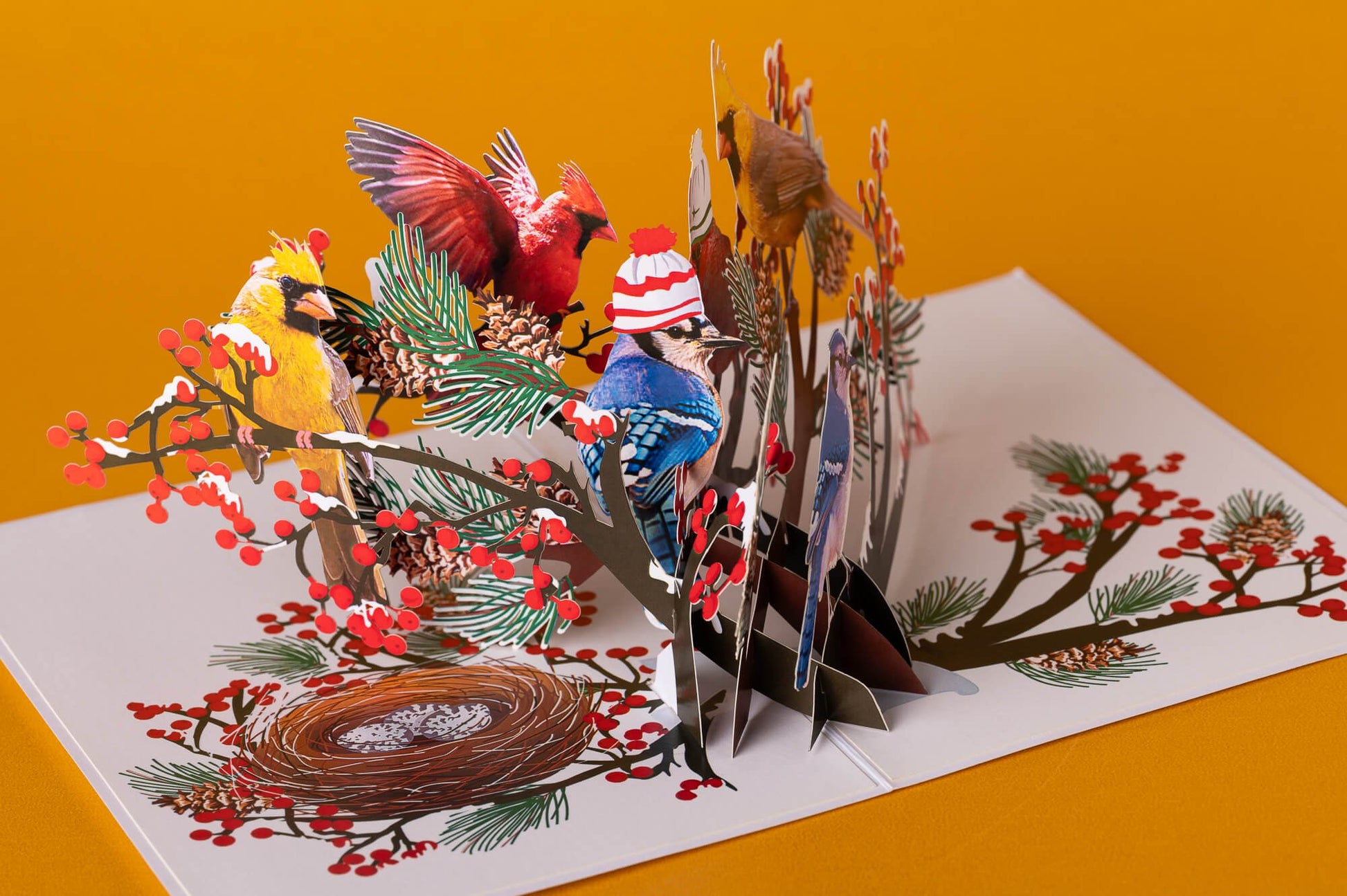 PAUKŠTELIAI ANT BUGIENIO: išskirtinio grožio 3D pop - up atvirukas + vokas - OBUOLYS