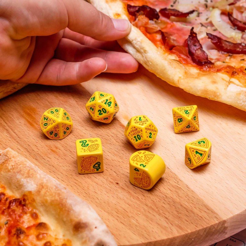 Pizza Margherita RPG kauliukų rinkinys Q WORKSHOP - OBUOLYS