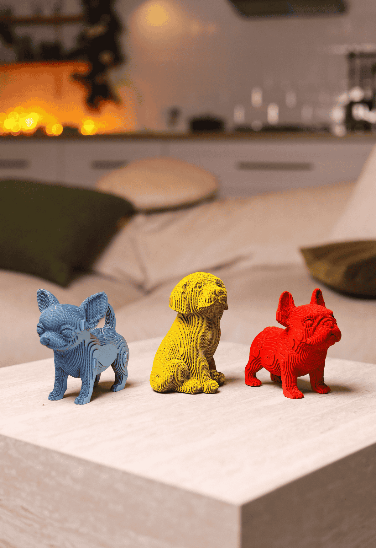ŠUNIUKŲ TRIO: surenkama 3D dėlionė - skulptūra - OBUOLYS