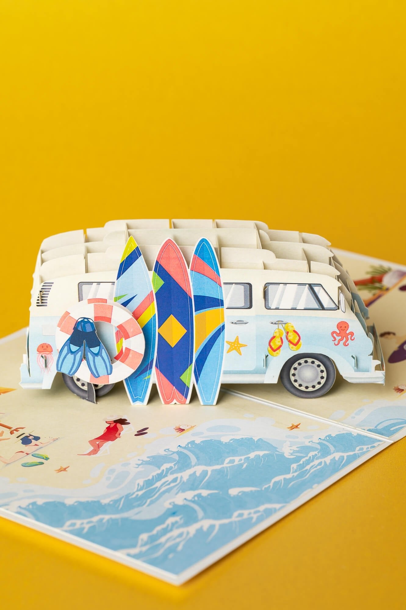 SVAJONIŲ ATOSTOGOS: išskirtinio grožio 3D pop - up atvirukas + vokas - OBUOLYS