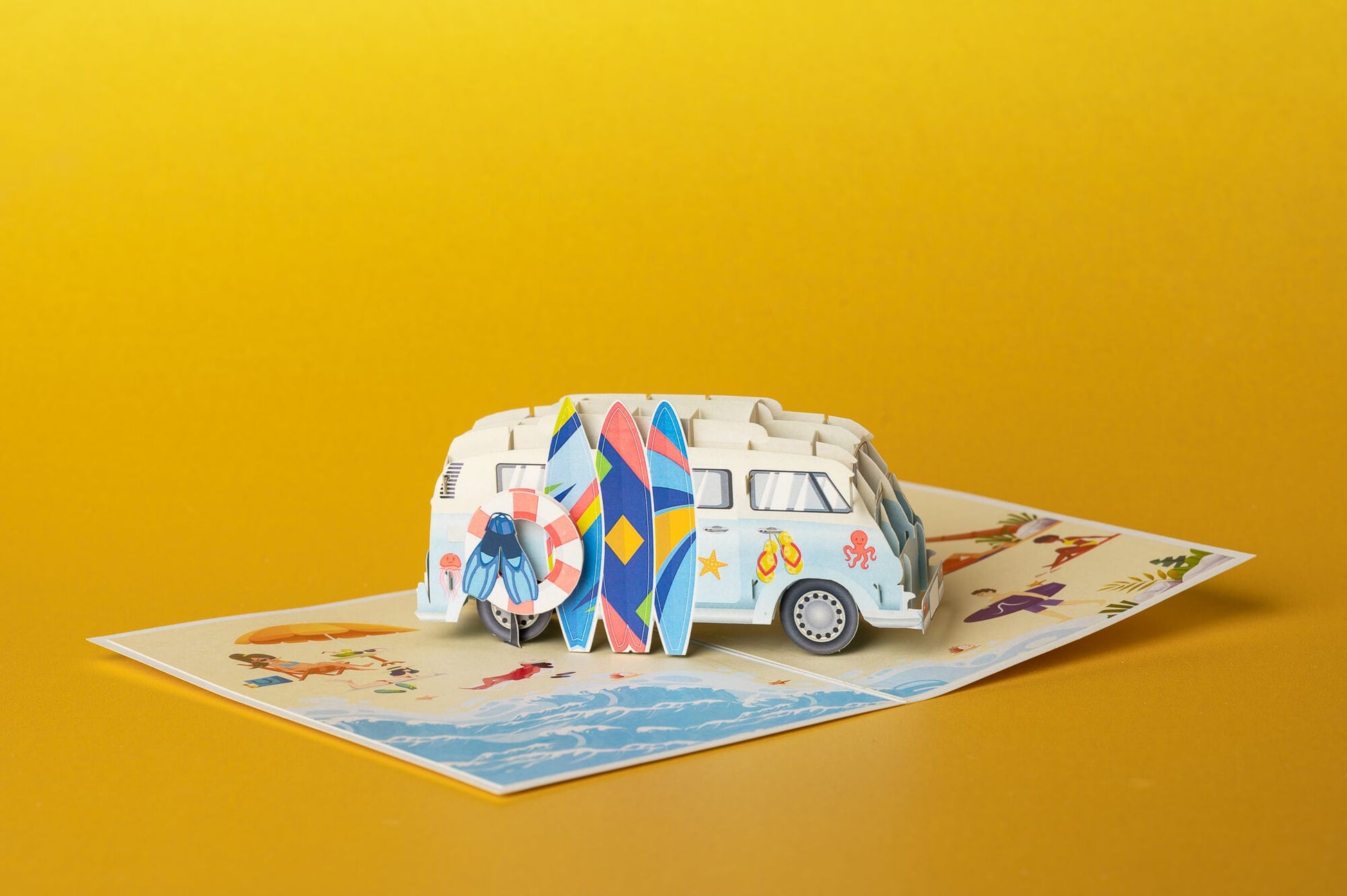 SVAJONIŲ ATOSTOGOS: išskirtinio grožio 3D pop - up atvirukas + vokas - OBUOLYS