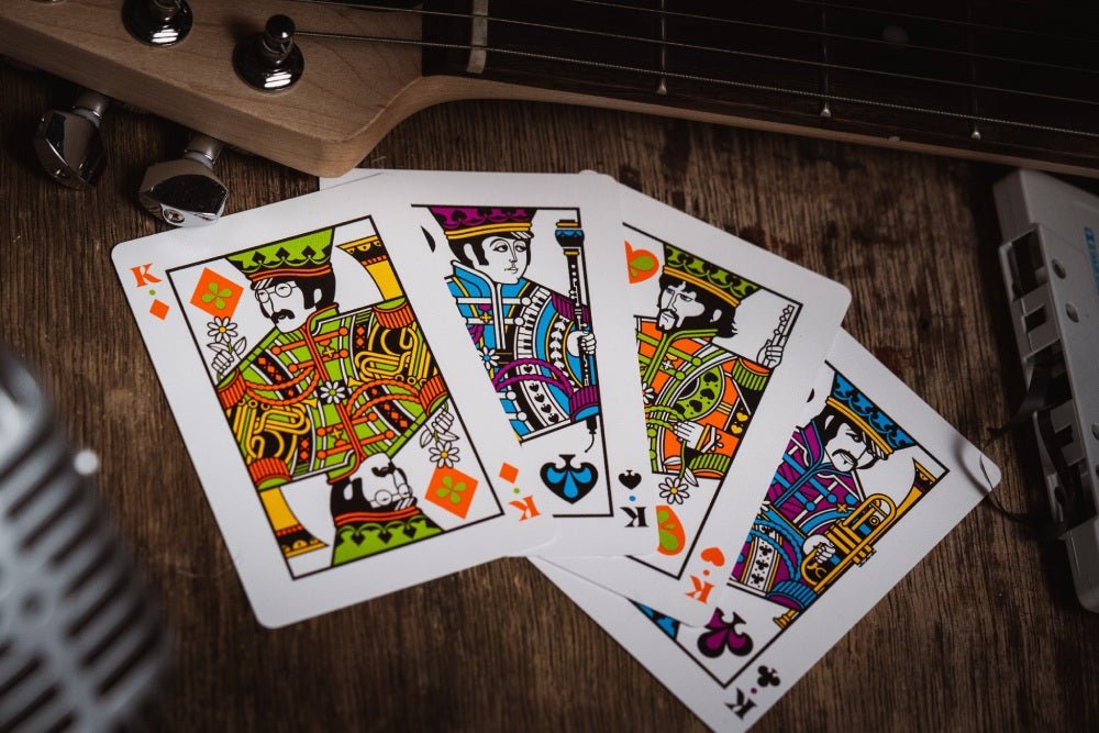 The Beatles specialaus leidimo žaidimo kortos (baltos) Theory11 - OBUOLYS