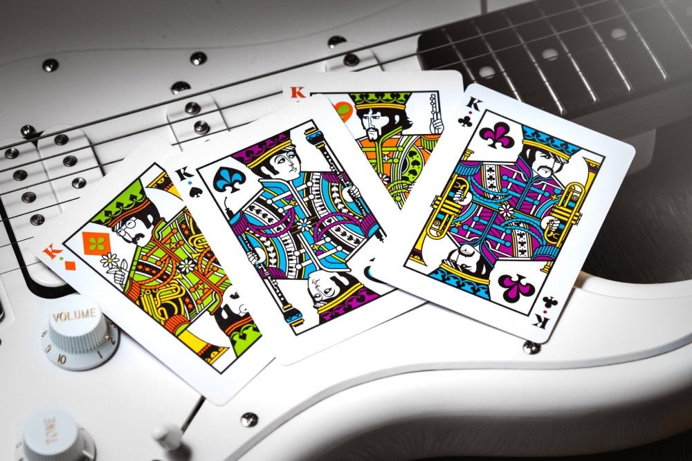 The Beatles specialaus leidimo žaidimo kortos (juodos) Theory11 - OBUOLYS