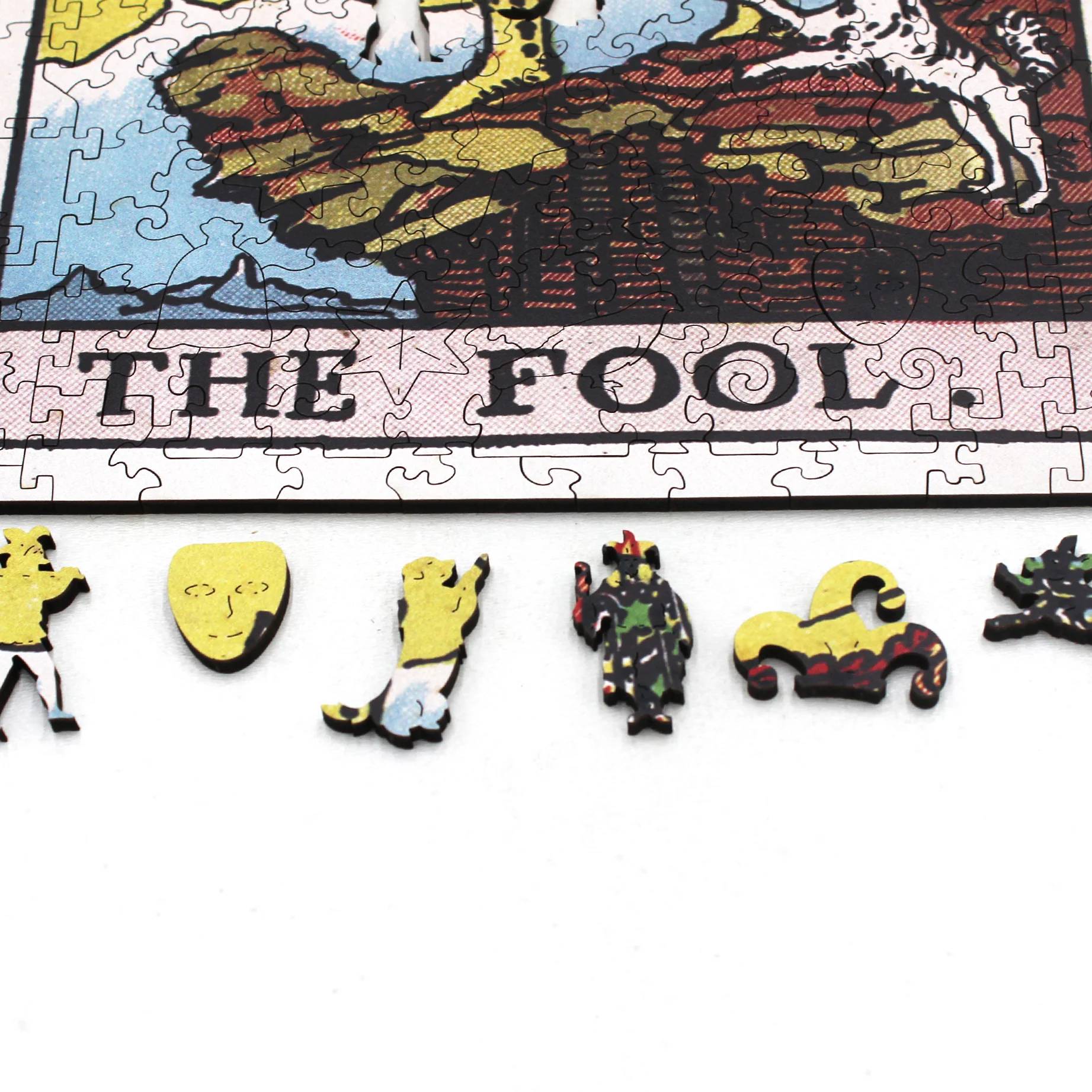 The Fool (Rider–Waite) Dėlionė Iš Medžio (250 detalių) Fantasy Puzzles - OBUOLYS
