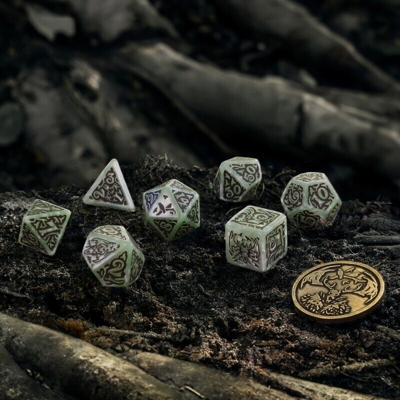 The Witcher Leshen - The Totem Builder kauliukų rinkinys Q - workshop - OBUOLYS