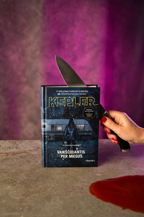 VAIKŠČIOJANTIS PER MIEGUS: Naujausias Lars Kepler detektyvas - OBUOLYS