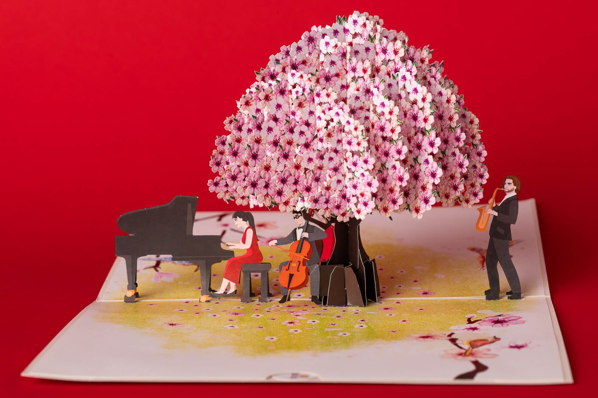 ŽYDINTI SAKURA: išskirtinio grožio 3D pop - up atvirukas + vokas - OBUOLYS