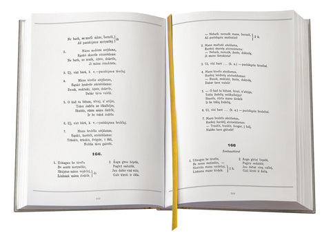 DIDŽIOJI LIETUVIŠKŲ DAINŲ TRILOGIJA (su natomis!): beveik 3000 puslapių, daugiau nei 1500 dainų 3 XXL knygose