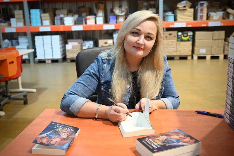 KAI MEILĖ BRANGESNĖ UŽ GYVENIMĄ: sugundžius visų geidžiamą turkų milijonierių, laukia ne viena staigmena... - OBUOLYS