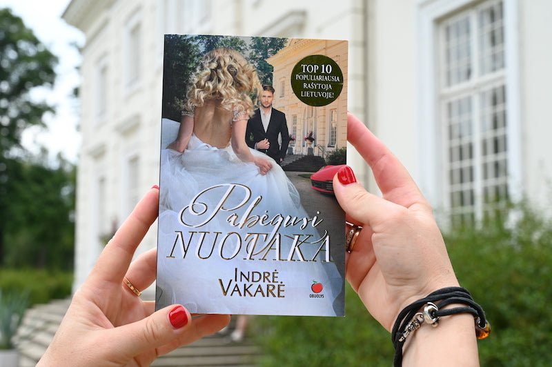 PABĖGUSI NUOTAKA (auksinis leidimas!): kur veda aistra pavojingiausiam vyrui bet kurios moters širdžiai? - OBUOLYS