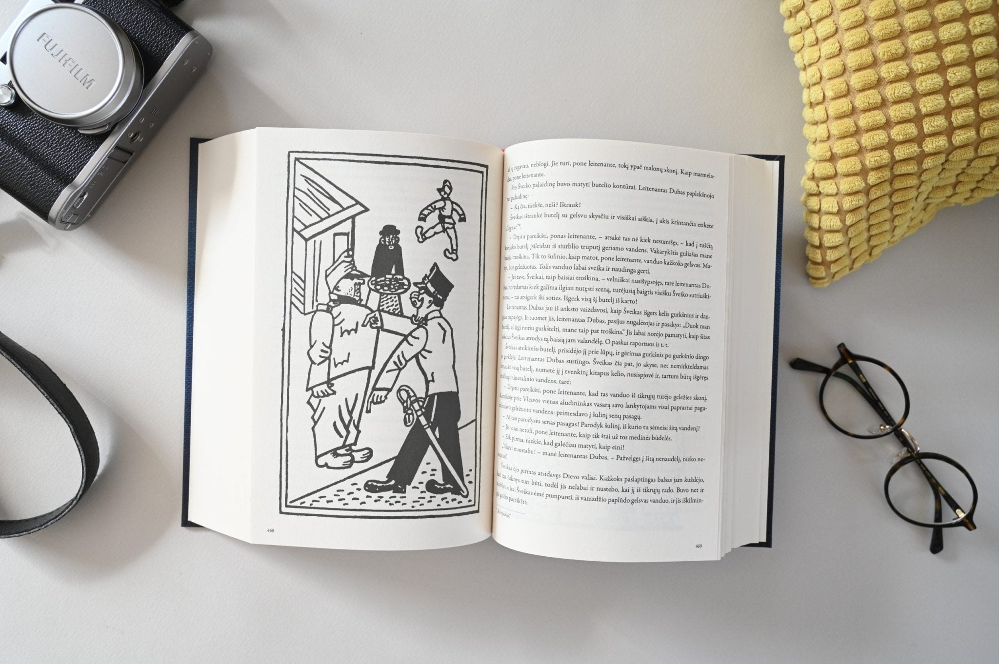 ŠAUNIOJO KAREIVIO ŠVEIKO NUOTYKIAI – kolekcinis riboto tiražo literatūros šedevro leidimas su originaliomis Josefo Lados iliustracijomis - OBUOLYS